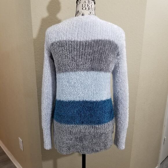 ELLEN Tracy‎ sweater size small - Picture 3 of 8